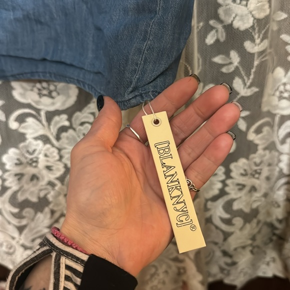 BlankNYC lightweight Jean mini dress with cute sleeves size XS brand new - Picture 4 of 6